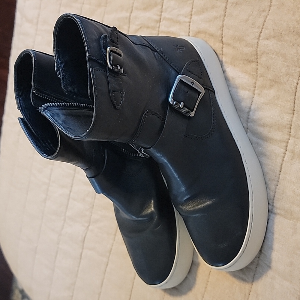 FRYE Booties